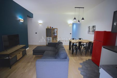 Casa a Catania in Via Santangelo Fulci - Photo 2