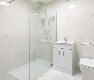 Priory Court, Harlow, CM18 - Photo 5