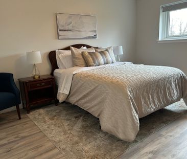 For Lease - 235 Louis Drive, Mississauga, Ontario - Photo 6