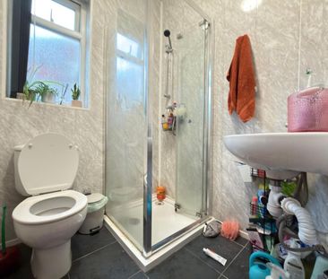 Gwenfron Road, Liverpool. - Photo 6