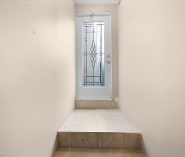 For Lease - 51 Blyth Street, Richmond Hill, Ontario - Photo 2