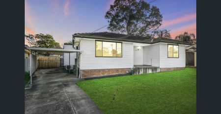 NEWLY RENOVATED JEM! - Photo 2