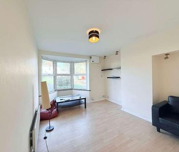 Wolsey Grove, Edgware, HA8 - Photo 1
