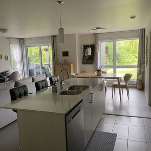 Magnifique 4 1/2 1 MOIS GRATUIT - Photo 2