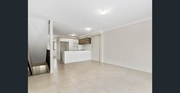 Water bills are included in the rent - Photo 1