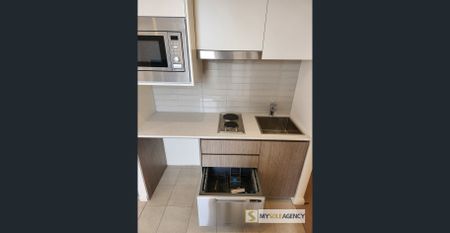 Boutique Studio apartment for lease with boutique views - Photo 2