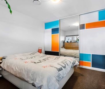 Everything at your Fingertips - Photo 2