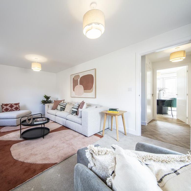 4 bedroom detached house to rent - Photo 1