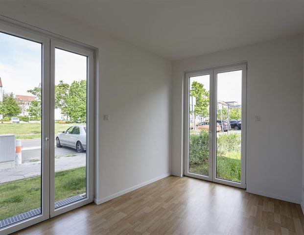 Traumhafte Familienwohnung in grüner Wohnanlage - Photo 1