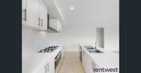 CONVENIENT LOCATION - Photo 5