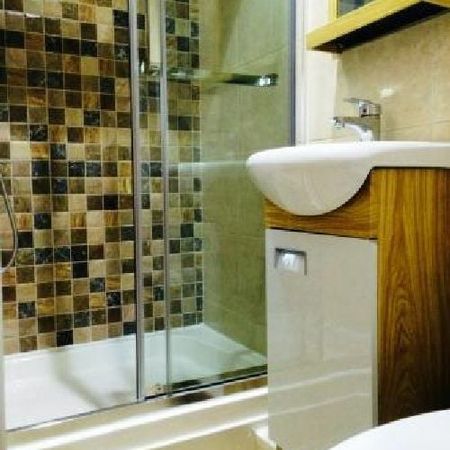 261 Hubert Road - Photo 4