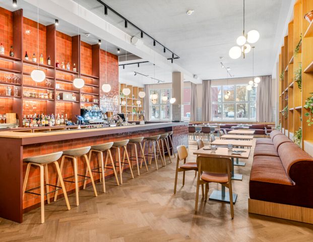 Your home. Your quarter. Your journey. - Photo 1