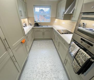 2 bedroom apartment to rent - Photo 5