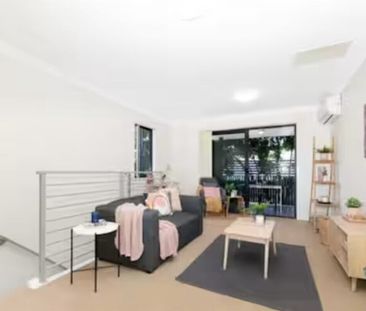 Greenslopes - Photo 3