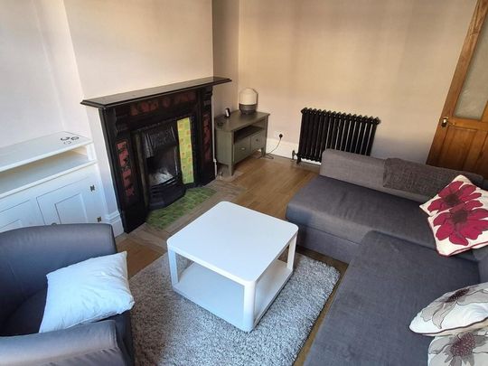 3 bedroom terraced house to rent - Photo 1