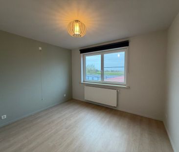 Ruim en instapklaar appartement met 2 slaapkamers in Torhout - Foto 3