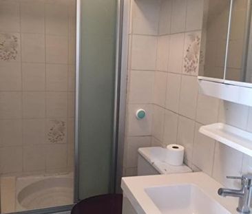 Location Appartement 1 pièce 27m² LA ROCHELLE 17000 - Photo 3