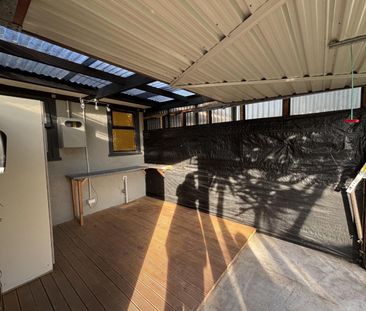 Renovated four-bedroom family home - Photo 4
