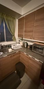 Magnifique 4 ½ au 1975 avenue Albert-Murphy à Laval, situé dans un quartier tranquille et recherché, proche de tous les services. - Photo 3