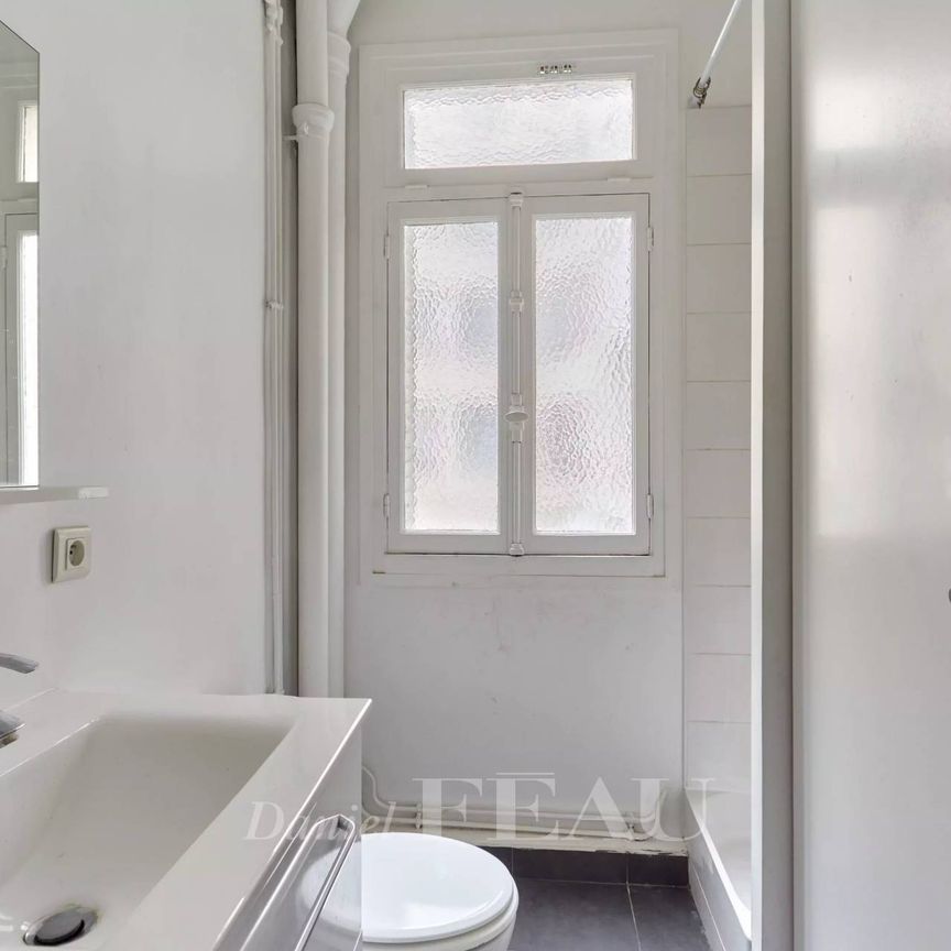 Location studio, Paris 2ème (75002), 1 pièce, 27.68 m², ref 85576949 - Photo 1