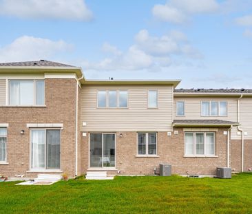 For Lease - 13 EDMINSTON Drive, Centre Wellington, Ontario - Photo 4