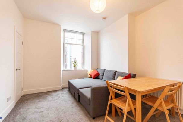190T - Parliament Street, Edinburgh, EH6 6EB - Photo 1