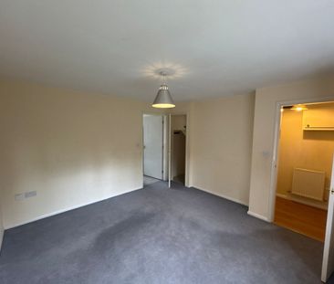 3 Bed Detached House, Quarryfield Lane, CV1 - Photo 3