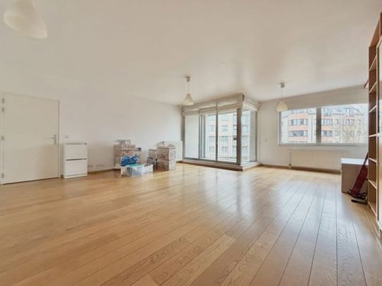 Appartement te huur - Photo 1