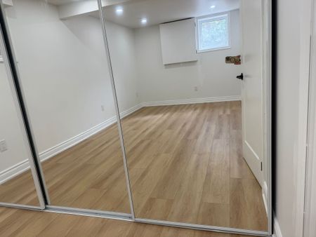 For Lease - 2593 Widemarr Road Unit# Bsmt, Mississauga, Ontario - Photo 2