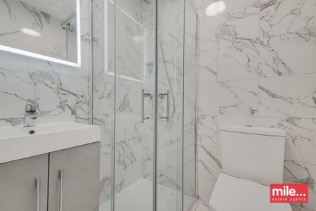 North End Road, London, NW11 - Photo 4