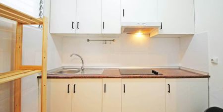 Carrer de Lancaster, Barcelona, Catalonia 08001 - Photo 2