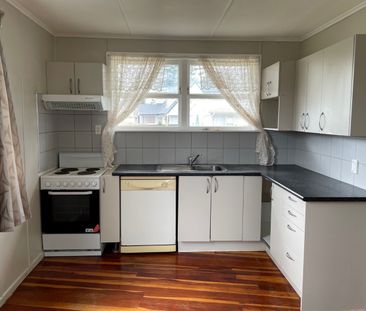 40 Clayton Avenue, Otara, Auckland - Photo 1