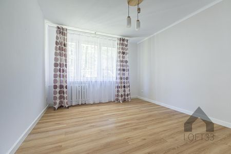 Przestronne dwupokojowe mieszkanie na os. Stałym w Jaworznie do wynajęcia | Spacer 3D - Photo 2