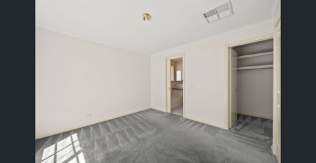 Stylish Single-Level Living! - Photo 4