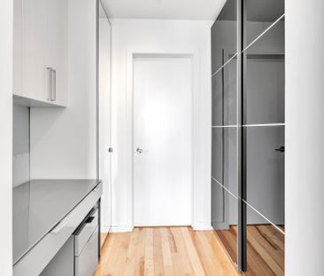 Condo for rent, Montréal (Le Sud-Ouest) - Photo 1