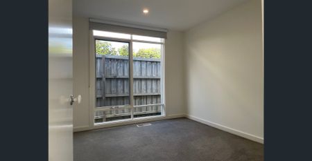 For inspection details please contact : Adriana McDonald amcdonald@hodges.com.au or 9598 1111 - Photo 2