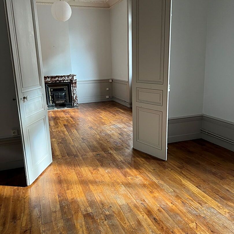 Location Appartement 5 pièces 114m² - Photo 1