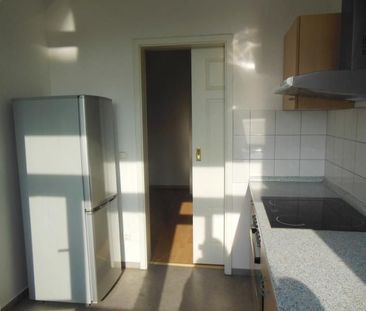 2 Raum-DACHGESCHOSS-Whg in Gohlis , Bad mit Fenster, Wanne, hell un... - Photo 2