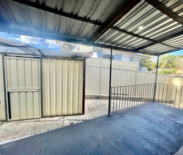 COSY 4 BEDROOM RENOVATED HOME - Photo 6