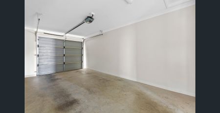 Low-maintenance 2-bedroom home in convenient Burpengary location - Photo 2