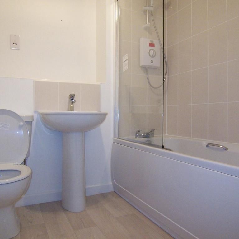 1 bedroom flat to rent - Photo 1