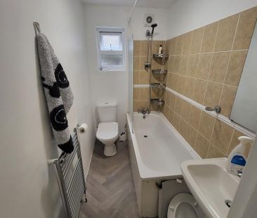 2 bedroom maisonette to rent - Photo 6