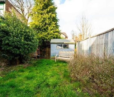 Cheselden Road, Guildford, GU1 - Photo 3
