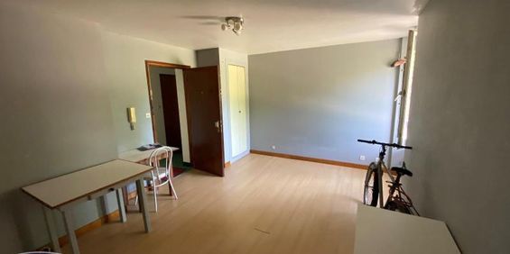 Location Appartement 1 pièce 19m² POITIERS 86000 - Photo 3