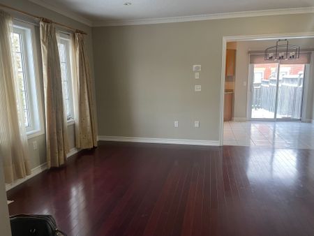 For Lease - 7196 Gagliano Drive Unit# Main Floor, Mississauga, Ontario - Photo 3