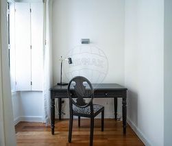 Rent Apartment 2 bedrooms Santa Maria Maior Lisboa - furnished, ter... - Foto 6