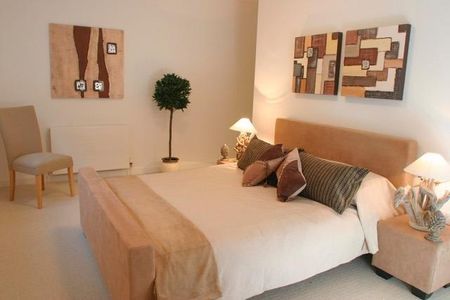 2 bedroom apartment to rent - Photo 4