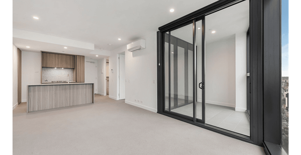 Stylish Apartment in the Heart of Carlton – Location & Lifestyle - Photo 1