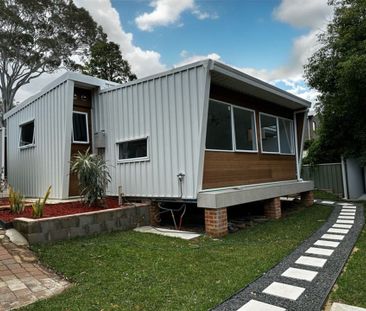 Brand New&comma; Stylish 2-Bedroom Granny Flat - Photo 2