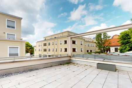 Seltene 2-Zimmer-Wohnung mit Terrasse in zentraler Lage in Fürstenfeldbruck - Photo 2